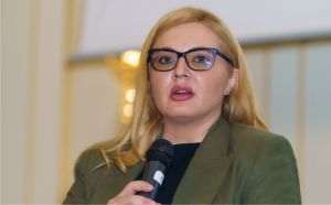 Adina Călin, CEC Bank: "Creditarea şi o transformare digitală majoră - pilonii spre care se îndreaptă CEC"